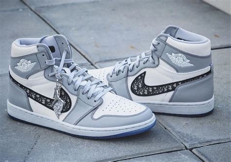 dior air jordan 1 high sneakers price